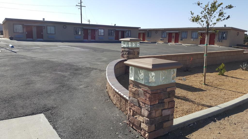 Motel 6 Maple/Main Hesperia Esterno foto