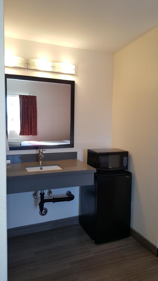 Motel 6 Maple/Main Hesperia Camera foto